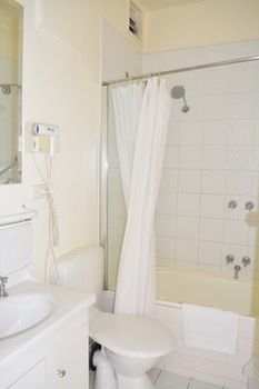 Magnolia Court Boutique Hotel Melbourne - Northern Rivers Accommodation 34