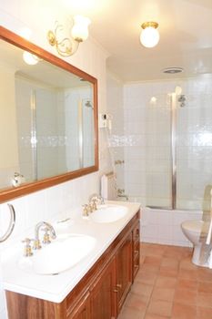 Magnolia Court Boutique Hotel Melbourne - Northern Rivers Accommodation 42