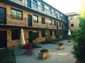 Aberlour Court - Northern Rivers Accommodation 28