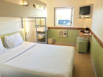 Ibis Budget Campbelltown - Northern Rivers Accommodation 7