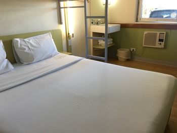 Ibis Budget Campbelltown - Northern Rivers Accommodation 12