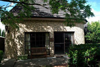 Airport Motel Sir Francis Drake - Northern Rivers Accommodation 2