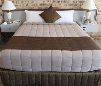 Airport Motel Sir Francis Drake - Northern Rivers Accommodation 11