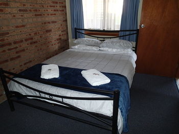 Dungowan Waterfront Apartments - Northern Rivers Accommodation 15