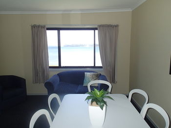 Dungowan Waterfront Apartments - Northern Rivers Accommodation 183