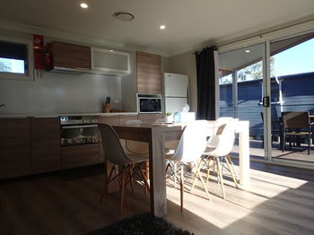 Dungowan Waterfront Apartments - Northern Rivers Accommodation 238