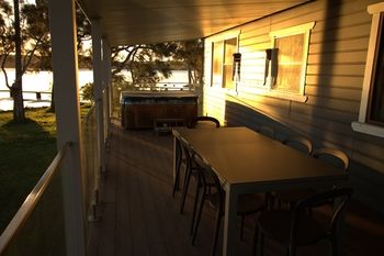 Dungowan Waterfront Apartments - Northern Rivers Accommodation 252