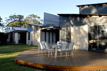 By The Beach B&B And Apartments - Northern Rivers Accommodation 11