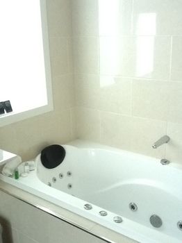 Araluen Villas - Northern Rivers Accommodation 16