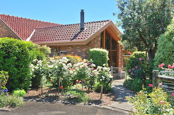 Langbrook Estate Cottages - Northern Rivers Accommodation 7