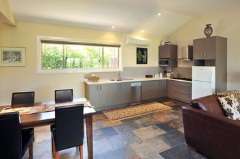 Langbrook Estate Cottages - Northern Rivers Accommodation 10