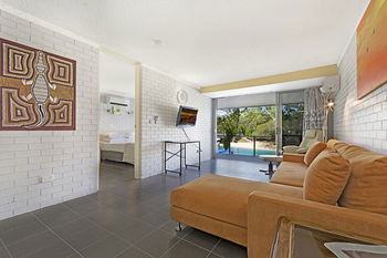 Jacaranda Noosa - Northern Rivers Accommodation 55