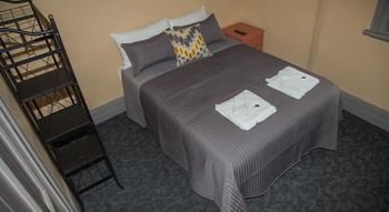 Cessnock Hotel - Northern Rivers Accommodation 15
