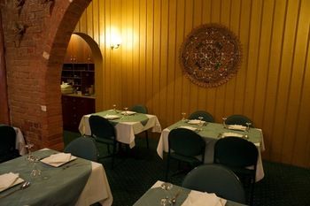 Forest Lodge Motor Inn & Restaurant - Northern Rivers Accommodation 8