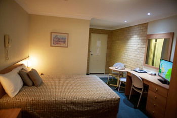 Forest Lodge Motor Inn & Restaurant - Northern Rivers Accommodation 10