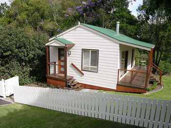 Apple Tree Cottage & Studio - Northern Rivers Accommodation 7