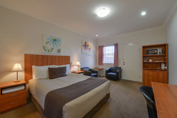 Cadman Motor Inn & Apartments - Northern Rivers Accommodation 15
