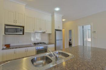 Cadman Motor Inn & Apartments - Northern Rivers Accommodation 19