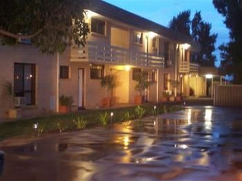 Central Serviced Apartments - Northern Rivers Accommodation 9