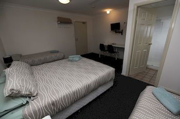 Across Country Motel And Serviced Apartments - Northern Rivers Accommodation 4