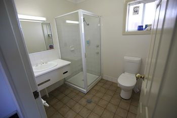 Across Country Motel And Serviced Apartments - Northern Rivers Accommodation 12