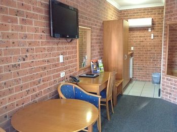 Akuna Motor Inn And Apartments - Northern Rivers Accommodation 2