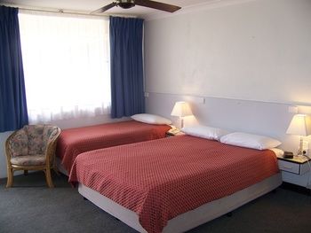 Beach Motel Woolgoolga - Northern Rivers Accommodation 2