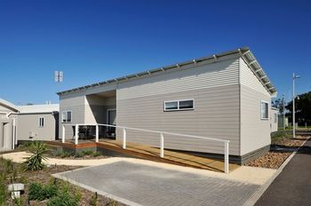 Stockton Beach Holiday Park - Northern Rivers Accommodation 7