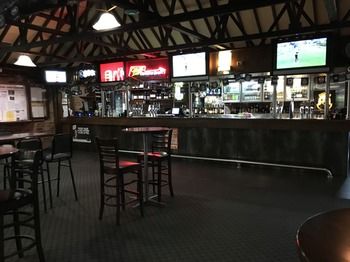 Avoca Beach Hotel & Resort - Northern Rivers Accommodation 3