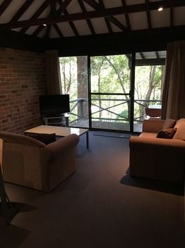 Avoca Beach Hotel & Resort - Northern Rivers Accommodation 9