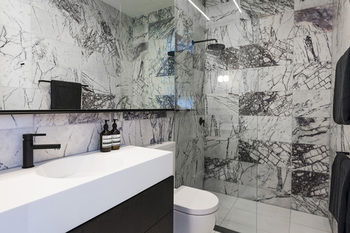Apartment Hotel East Central - Northern Rivers Accommodation 0