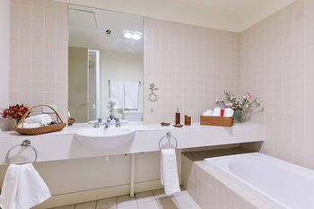 Anchor On Little Collins - Northern Rivers Accommodation 2