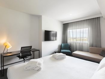 Best Western Plus Lake Kawana Hotel - Northern Rivers Accommodation 41