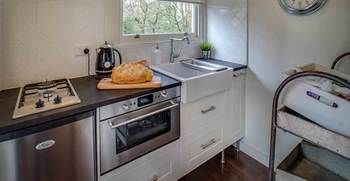 White Gates Cottage - Northern Rivers Accommodation 7