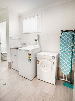 Wallsend Executive Apartments - Northern Rivers Accommodation 22