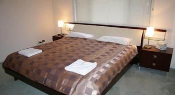 Castle Hill 128 Har Furnished Apartment - Northern Rivers Accommodation 3