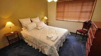 Castle Hill 60A Gil Furnished Apartment - Northern Rivers Accommodation 4