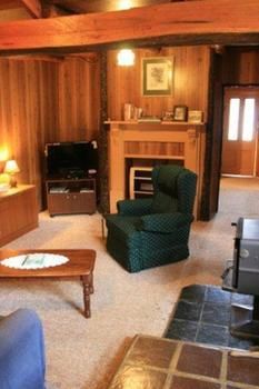 A Settler's Cottage - Northern Rivers Accommodation 10
