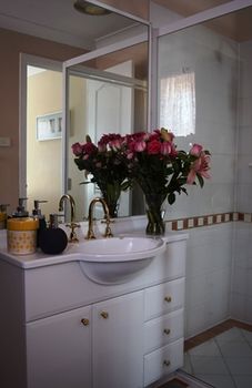 Cutmore Cottages - Bagala Bungalow - Northern Rivers Accommodation 11