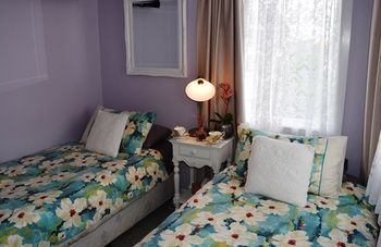 Cutmore Cottages - Bagala Bungalow - Northern Rivers Accommodation 24