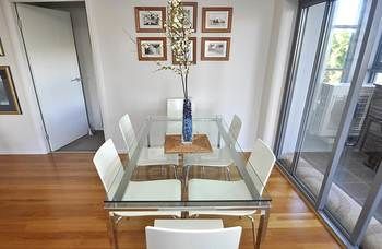 North Sydney 16 Wal Furnished Apartment - Northern Rivers Accommodation 5
