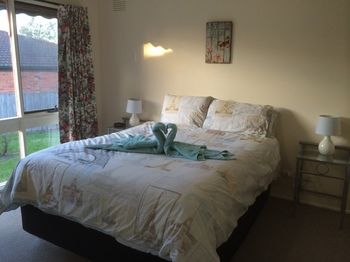 Australian Home Away At East Doncaster - Northern Rivers Accommodation 3