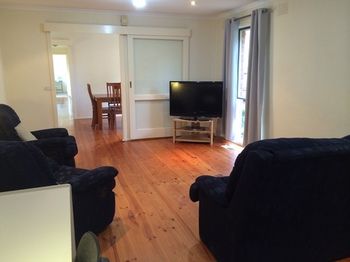 Australian Home Away At East Doncaster - Northern Rivers Accommodation 13
