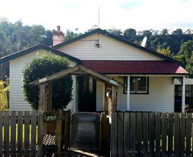 Brothers Town Cottage - Northern Rivers Accommodation 0