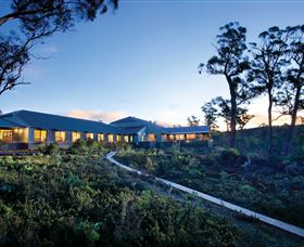 Cradle Mountain Hotel - Northern Rivers Accommodation 0