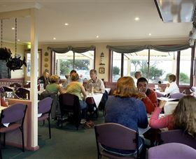Amos House And Swansea Ocean Villas - Northern Rivers Accommodation 2