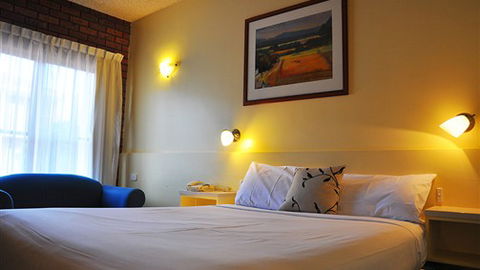 Glen Inn Motel & Apartments - Northern Rivers Accommodation 4
