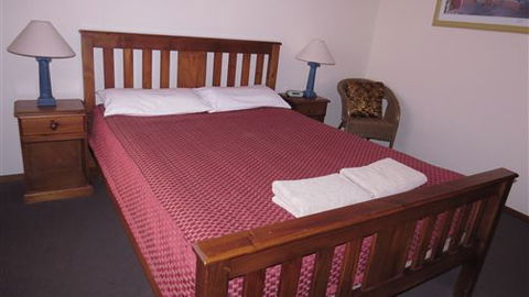 AAT 28 Goldsmith Hotel - Northern Rivers Accommodation 6