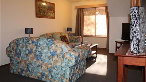 AAT 28 Goldsmith Hotel - Northern Rivers Accommodation 5