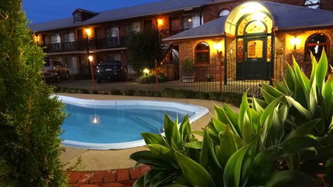 Hermitage Motor Inn - Northern Rivers Accommodation 0